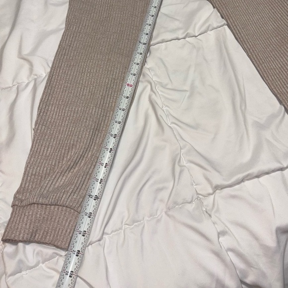 Anthropologie Allfenix Australia Ribbed Joggers Tan Size Medium 27 inch - Picture 8 of 9